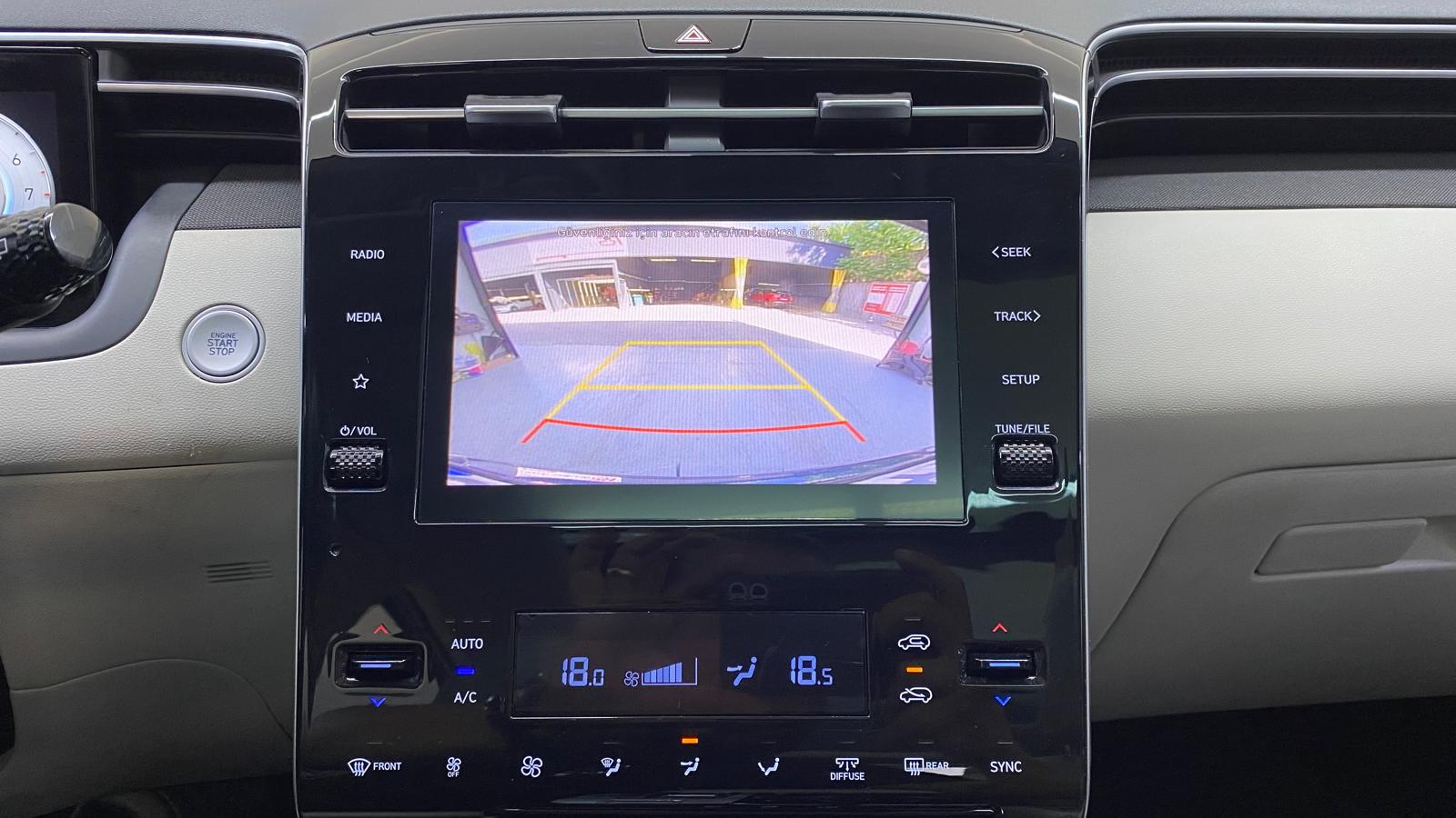 HYUNDAI TUCSON 11